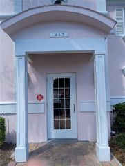 213 SEAHORSE DRIVE SE C, St Petersburg, FL 33705