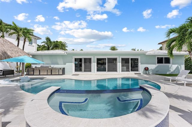 2330 NE 35th St, Lighthouse Point, FL 33064
