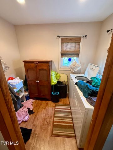 2931 Watauga Road, Johnson City, TN 37601