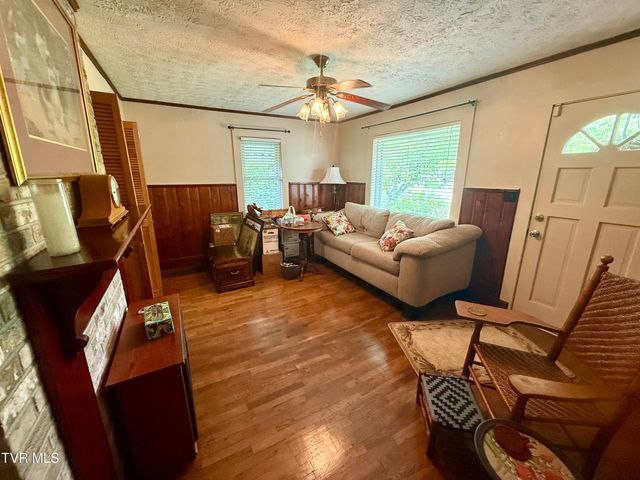 2931 Watauga Road, Johnson City, TN 37601