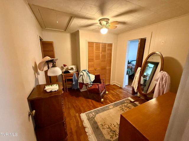 2931 Watauga Road, Johnson City, TN 37601