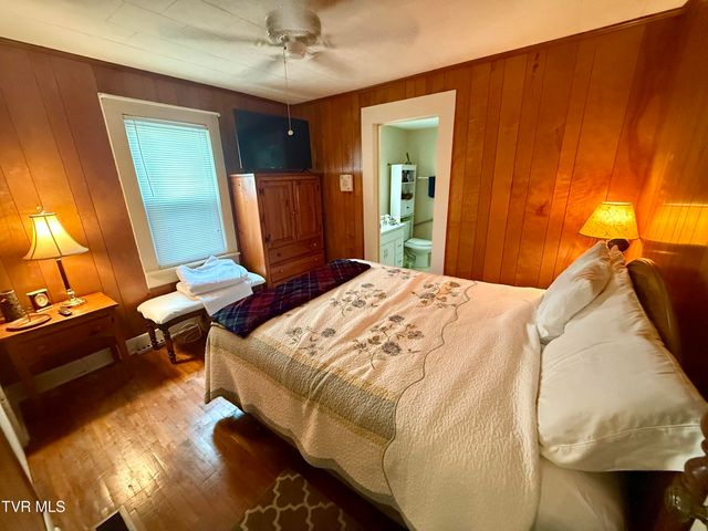 2931 Watauga Road, Johnson City, TN 37601