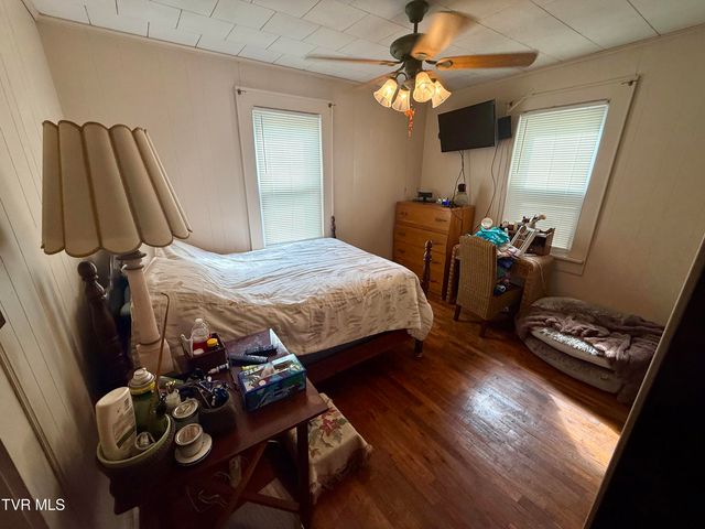 2931 Watauga Road, Johnson City, TN 37601