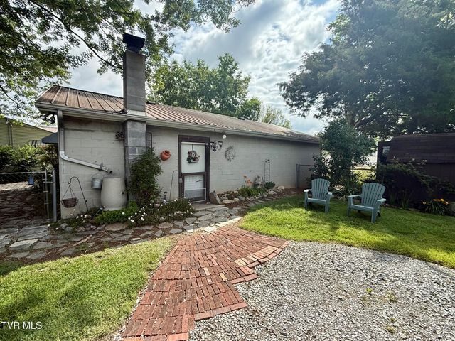 2931 Watauga Road, Johnson City, TN 37601