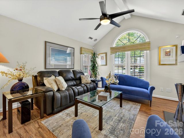7444 Hurstbourne Green Drive, Charlotte, NC 28277