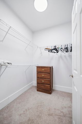261 S Limestone Street 302, Lexington, KY 40508