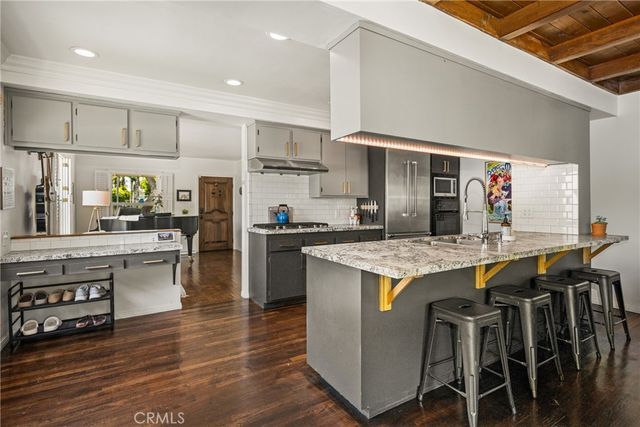4951 E Los Coyotes Diagonal, Long Beach, CA 90815