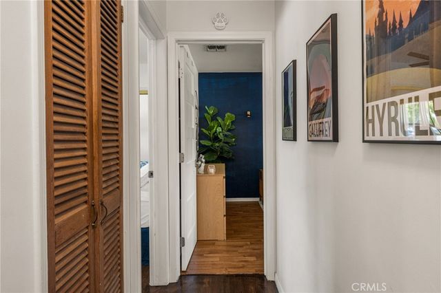 4951 E Los Coyotes Diagonal, Long Beach, CA 90815