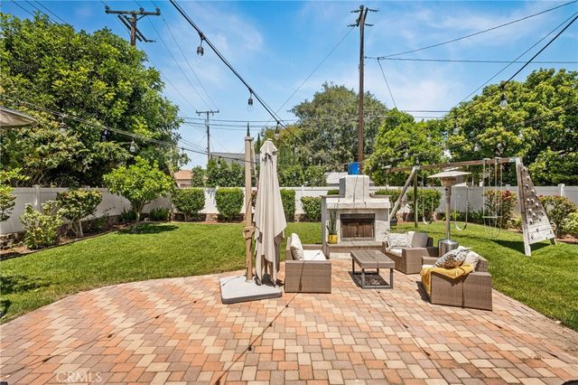4951 E Los Coyotes Diagonal, Long Beach, CA 90815