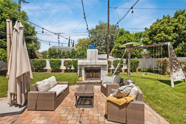 4951 E Los Coyotes Diagonal, Long Beach, CA 90815