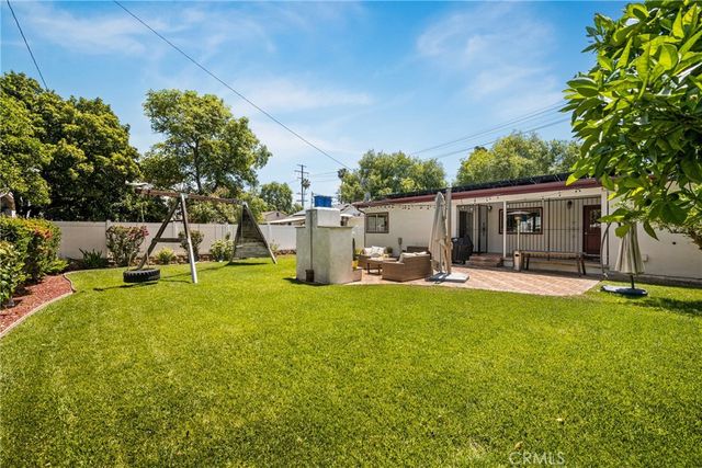 4951 E Los Coyotes Diagonal, Long Beach, CA 90815