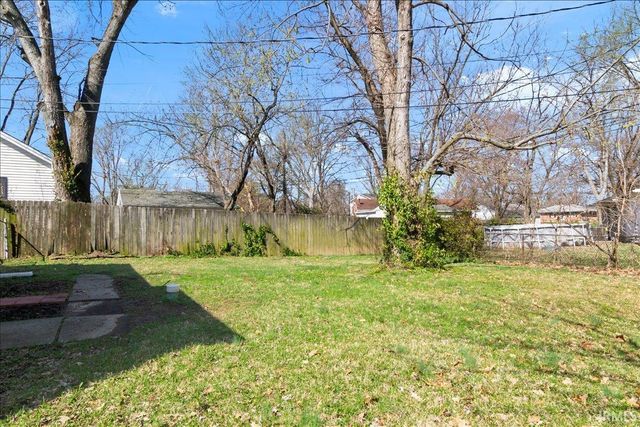 2554 E Riverside Drive, Evansville, IN 47714