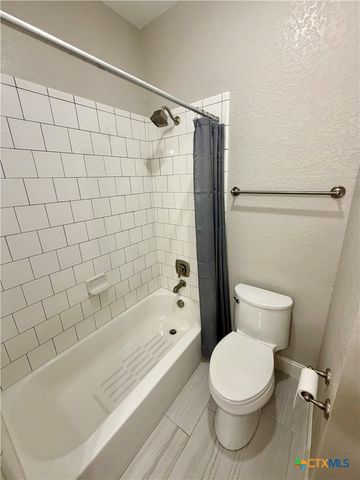 1404 Pioneer Drive, New Braunfels, TX 78132