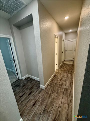 1404 Pioneer Drive, New Braunfels, TX 78132