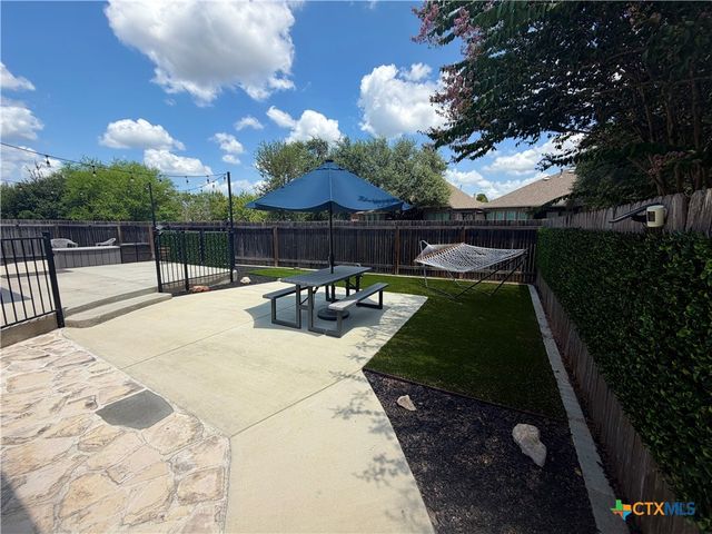 1404 Pioneer Drive, New Braunfels, TX 78132