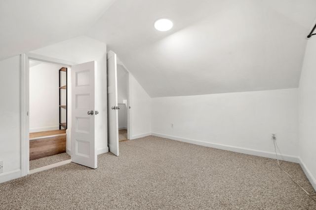 24 Lakeview Ave, Taunton, MA 02780