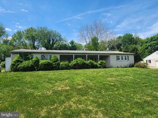 10 ADDISON DRIVE, Newark, DE 19702