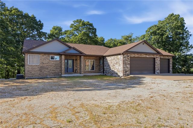 40 Twin Peak Drive, Holiday Island, AR 72631