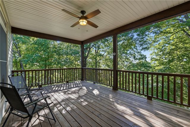 40 Twin Peak Drive, Holiday Island, AR 72631