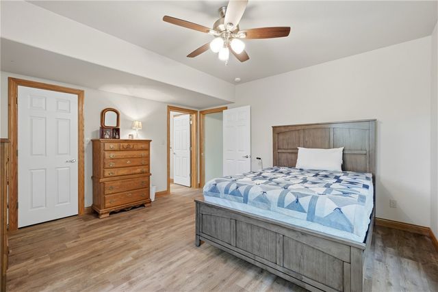 40 Twin Peak Drive, Holiday Island, AR 72631