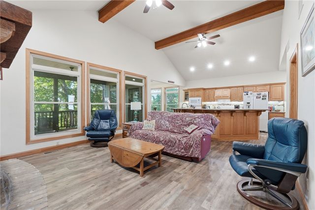 40 Twin Peak Drive, Holiday Island, AR 72631