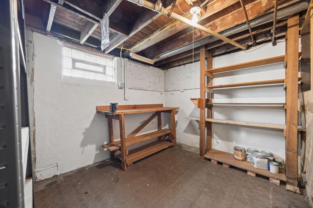 4027 5th Street NE, Columbia Heights, MN 55421