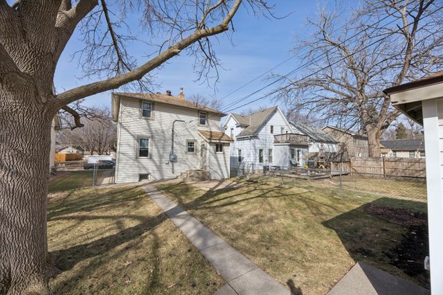 4027 5th Street NE, Columbia Heights, MN 55421