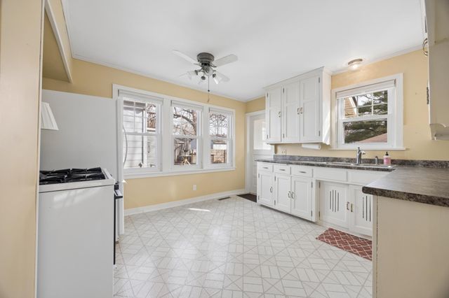 4027 5th Street NE, Columbia Heights, MN 55421