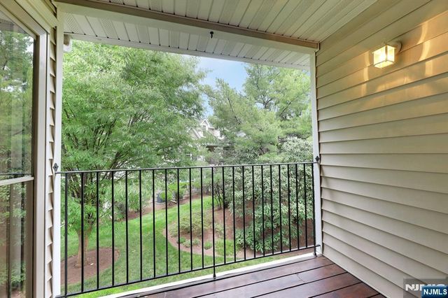 6 Collura Lane, Clifton, NJ 07012