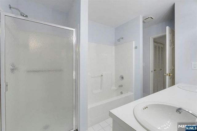 6 Collura Lane, Clifton, NJ 07012