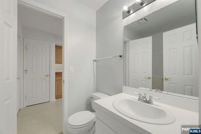 6 Collura Lane, Clifton, NJ 07012