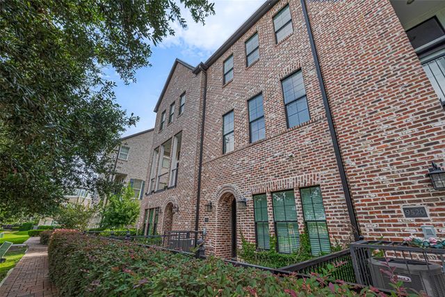 9518 London Bridge Station, Houston, TX 77045