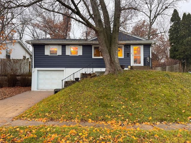 1349 36th Street, Cedar Rapids, IA 52403