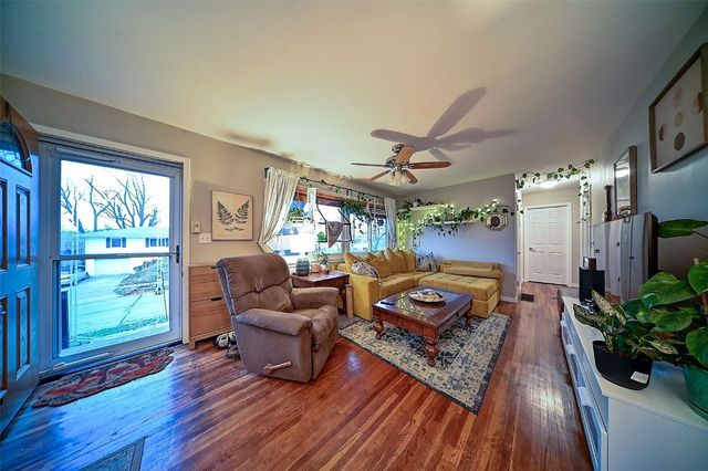 1349 36th Street, Cedar Rapids, IA 52403