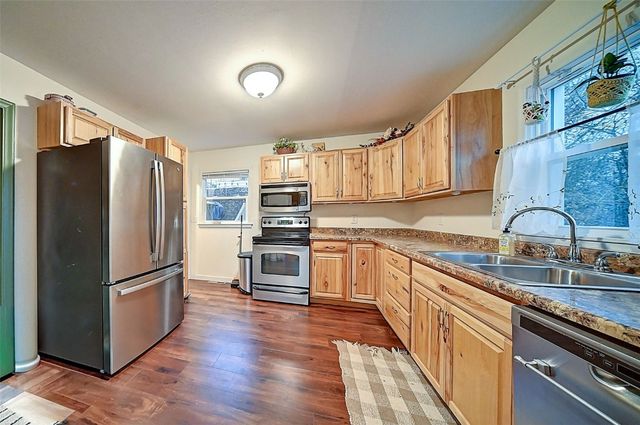 1349 36th Street, Cedar Rapids, IA 52403