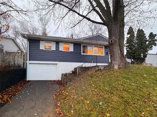 1349 36th Street, Cedar Rapids, IA 52403