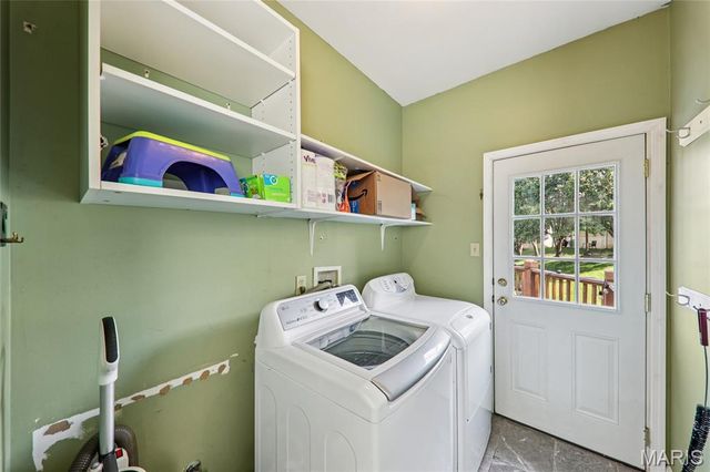 826 Crosswood Court, St Louis, MO 63129