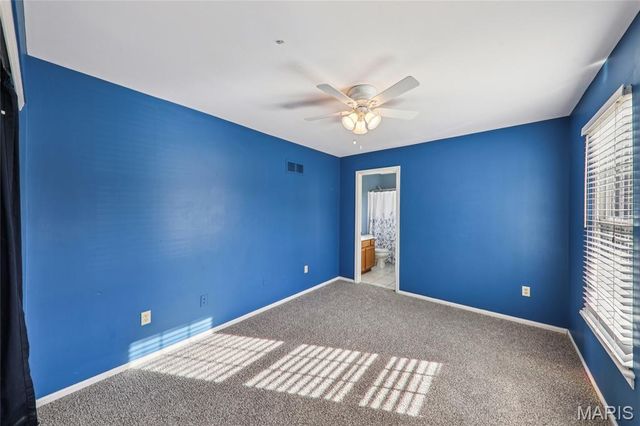 826 Crosswood Court, St Louis, MO 63129