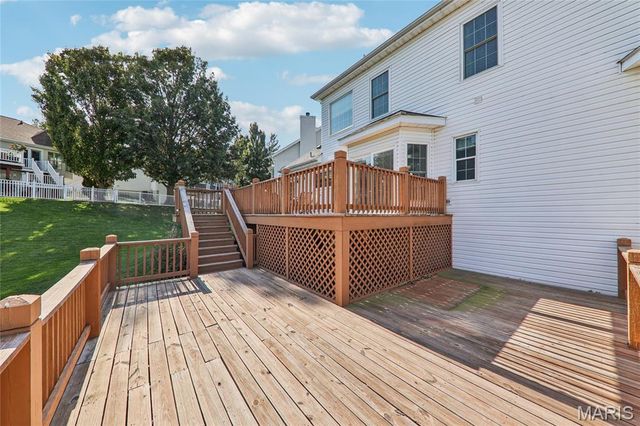 826 Crosswood Court, St Louis, MO 63129