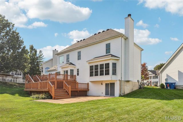 826 Crosswood Court, St Louis, MO 63129