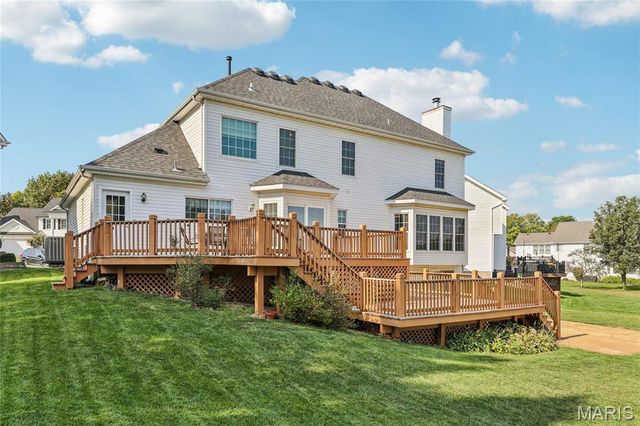 826 Crosswood Court, St Louis, MO 63129