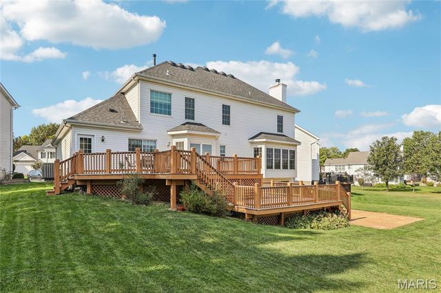 826 Crosswood Court, St Louis, MO 63129