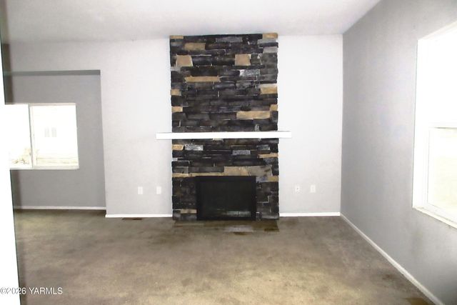 208 N Alder St, Toppenish, WA 98948