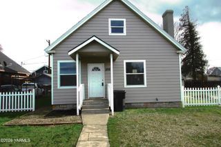 208 N Alder St, Toppenish, WA 98948