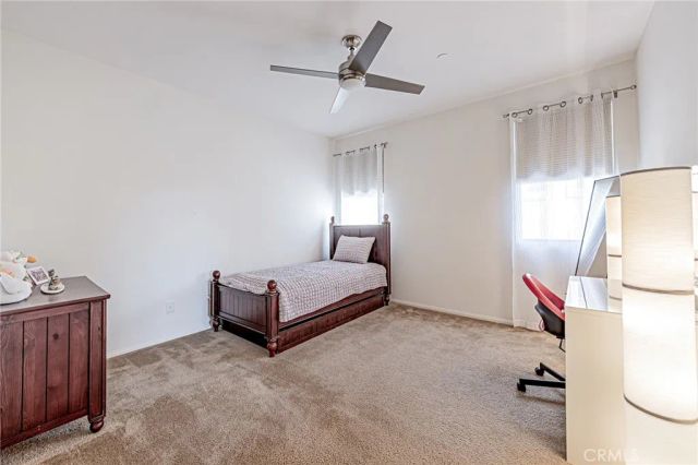 28633 Farrier, Valencia, CA 91354