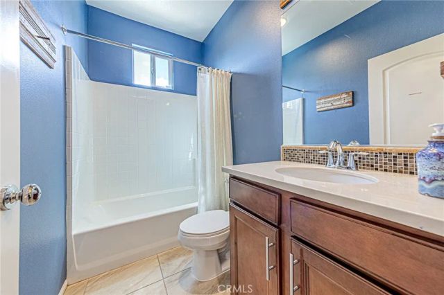 28633 Farrier, Valencia, CA 91354