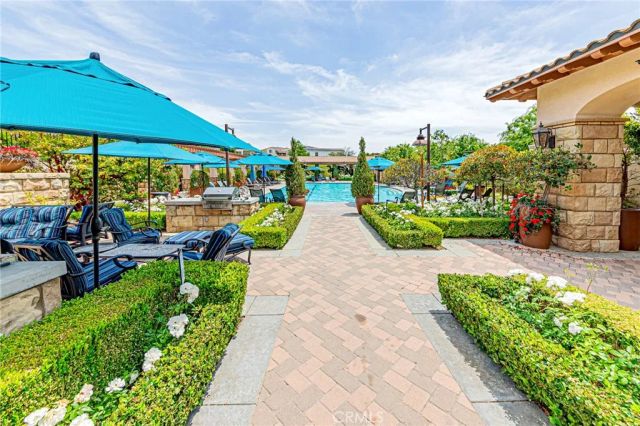 28633 Farrier, Valencia, CA 91354