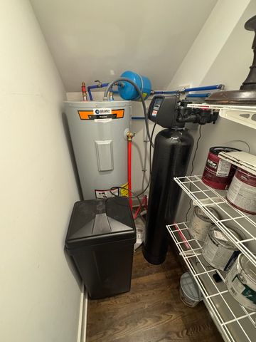 1315B Meridian St, Nashville, TN 37207