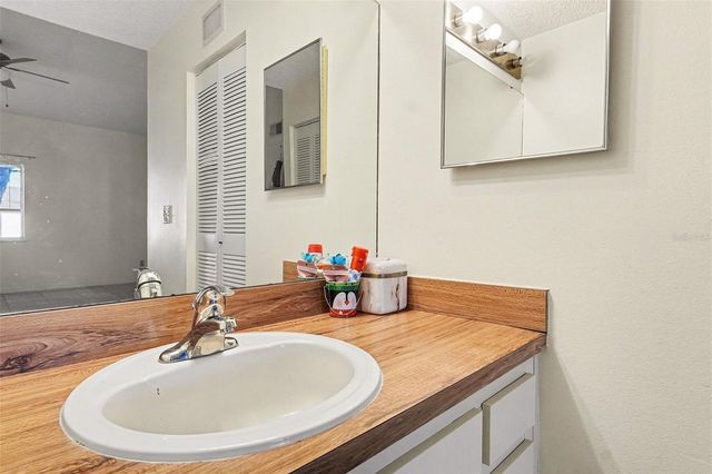 2514 CITRUS CLUB LANE 2514, Orlando, FL 32839