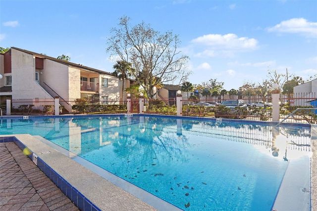 2514 CITRUS CLUB LANE 2514, Orlando, FL 32839